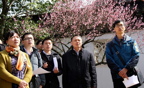 學歌賞梅,圣和踏春